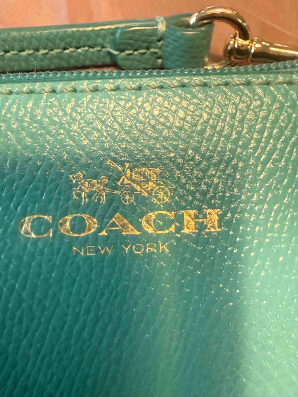 Coach Turquoise Pebbled Leather Wristlet Pouch Zip Top Gold Logo - Picture 5 of 7